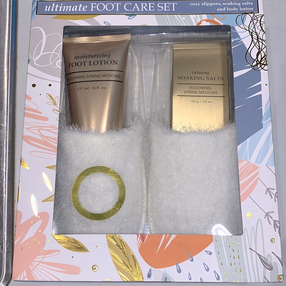 Brand New Foot Care Set!